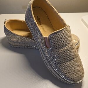 Oli | Gold | Women's | Textured Slip-Ons | Size 11 | Like New